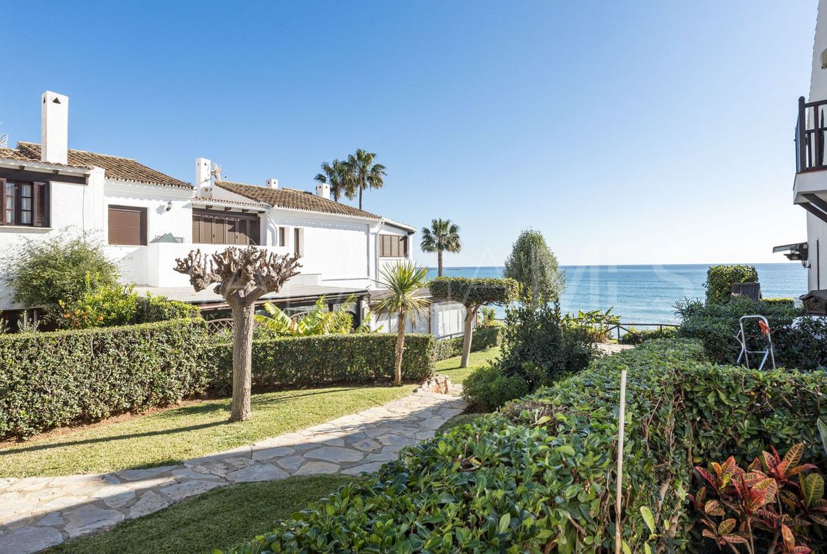 Maison de ville for sale in Estepona