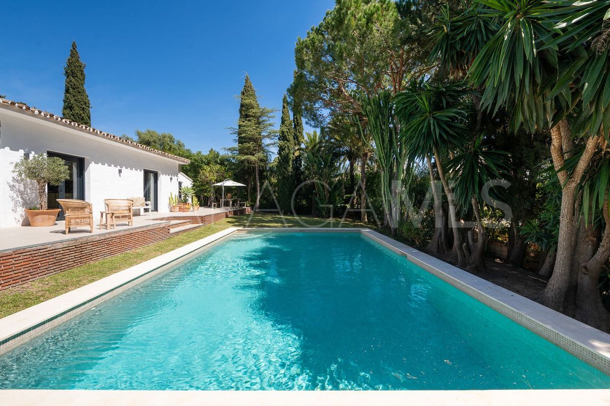 Villa for sale in Hacienda las Chapas