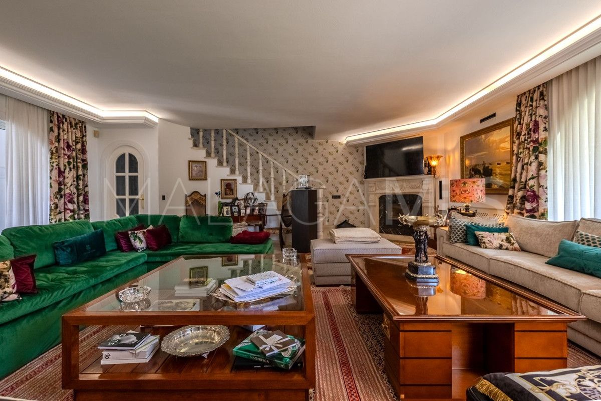 For sale 5 bedrooms villa in Marbella City