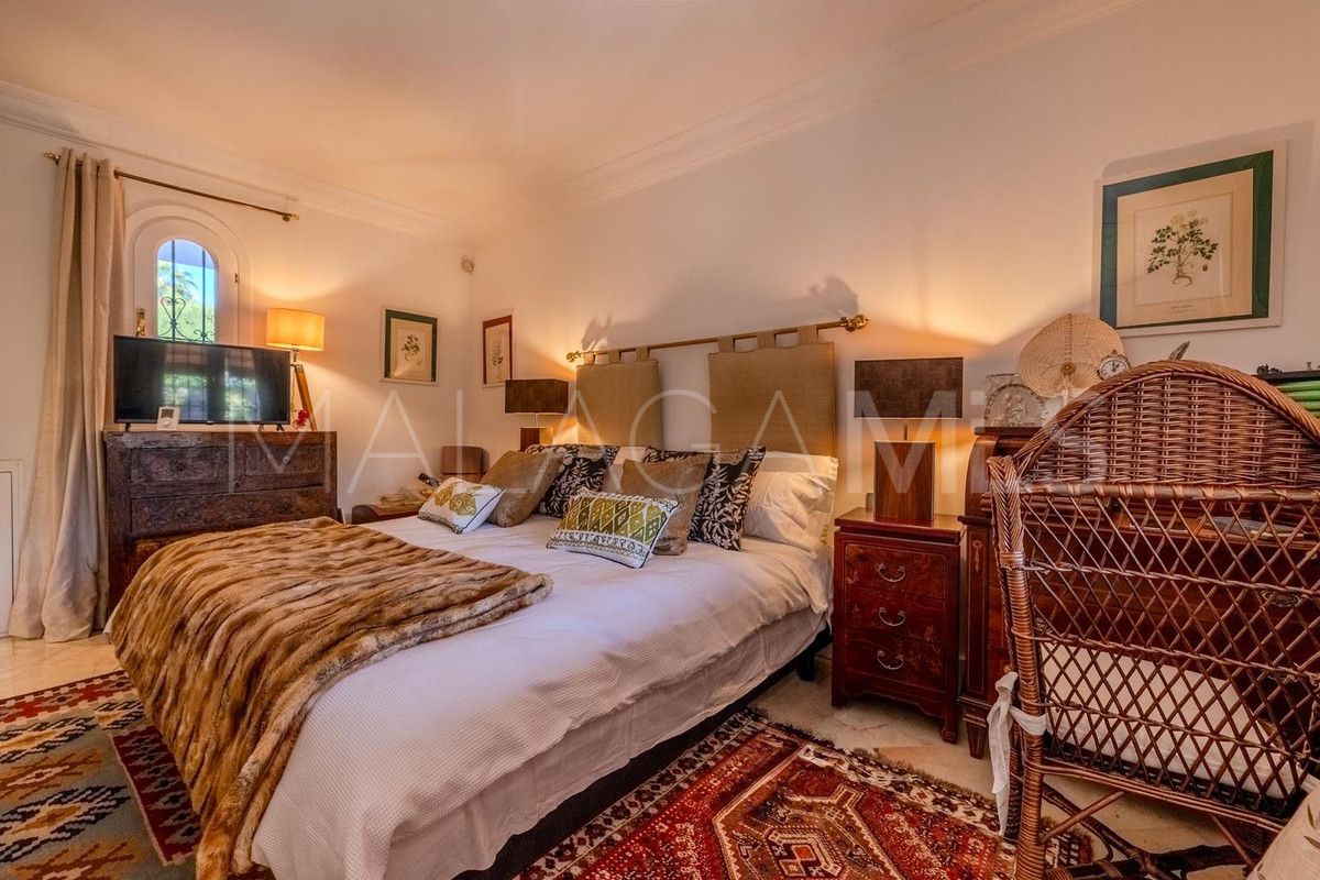 For sale 5 bedrooms villa in Marbella City