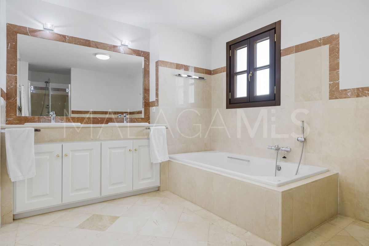 Reihenhaus for sale in Benahavis