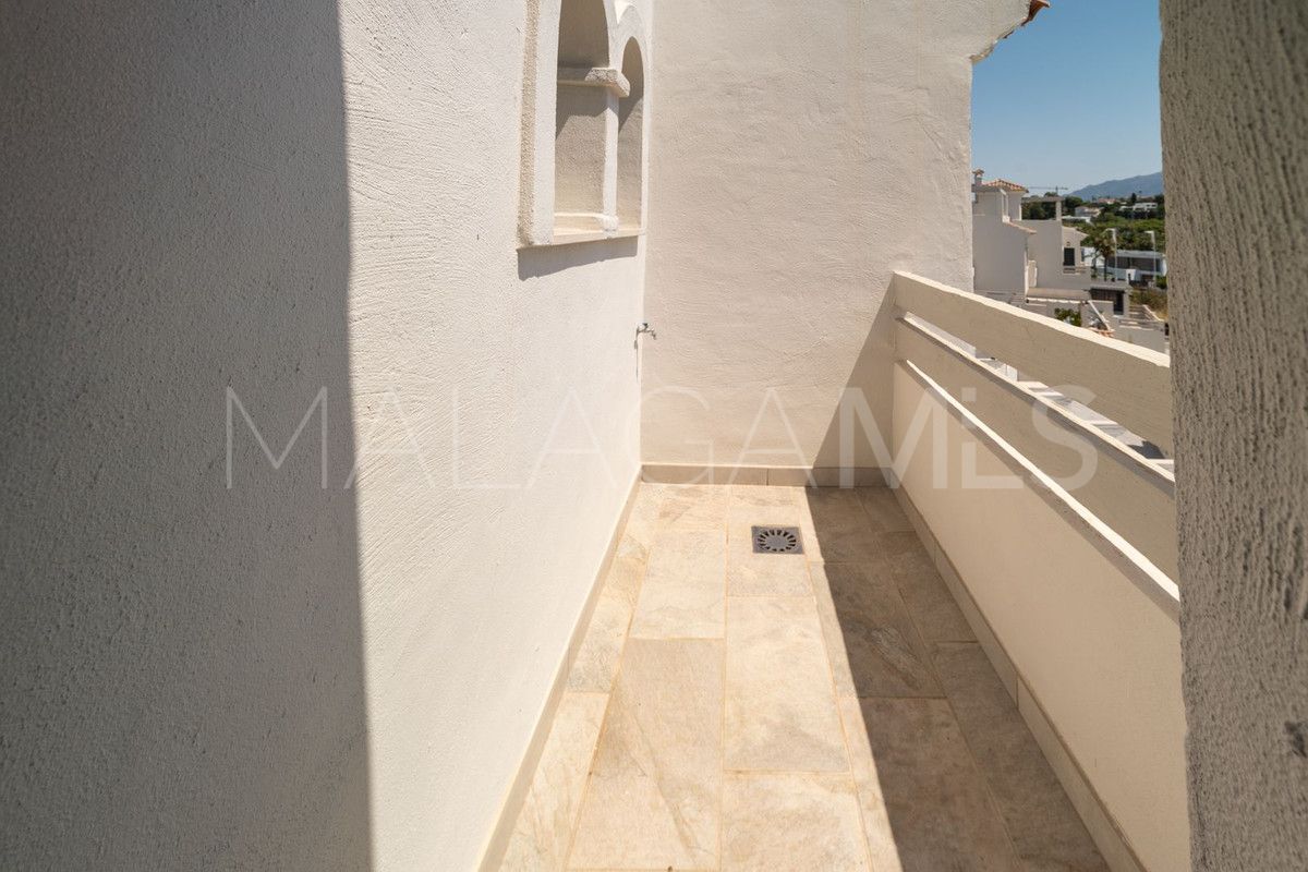 Town house for sale in Estepona with 3 bedrooms