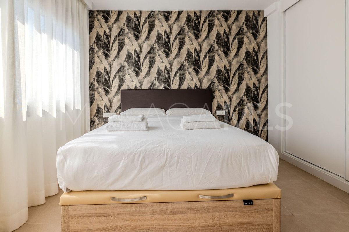 Buy adosado in Estepona de 3 bedrooms