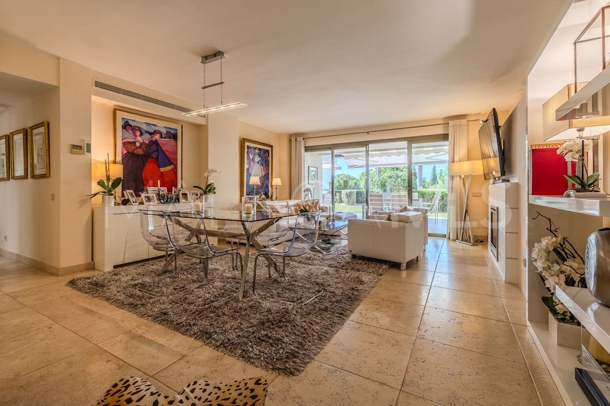 For sale 2 bedrooms ground floor apartment in Los Flamingos