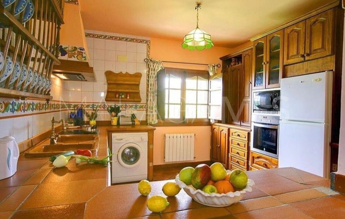 Finca for sale in Arriate
