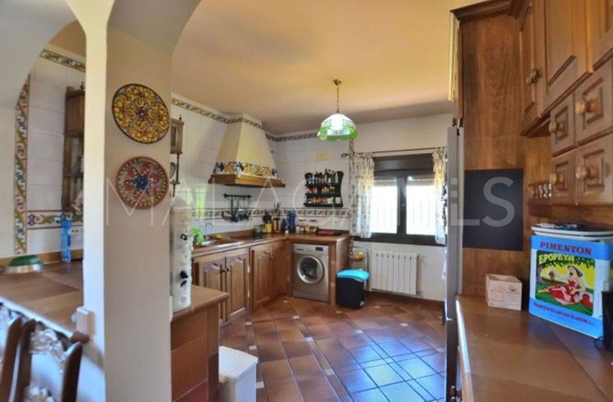 Finca for sale in Arriate