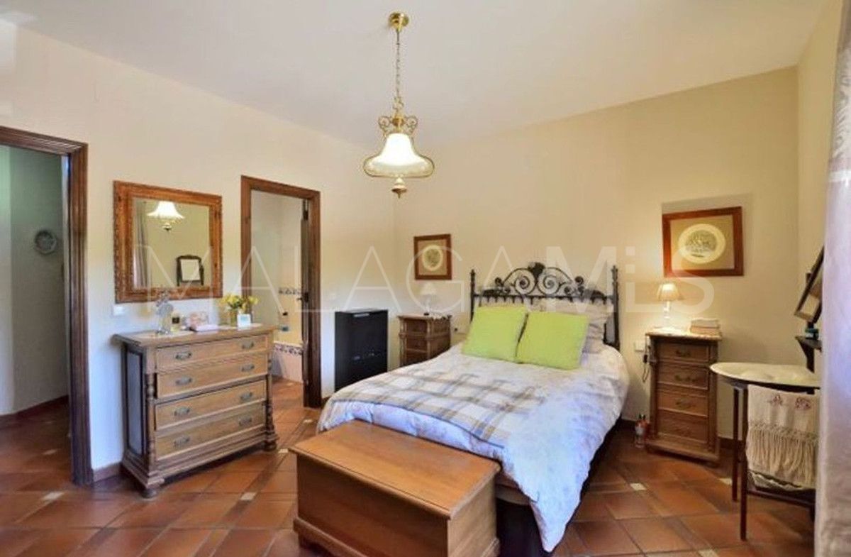 Finca for sale in Arriate