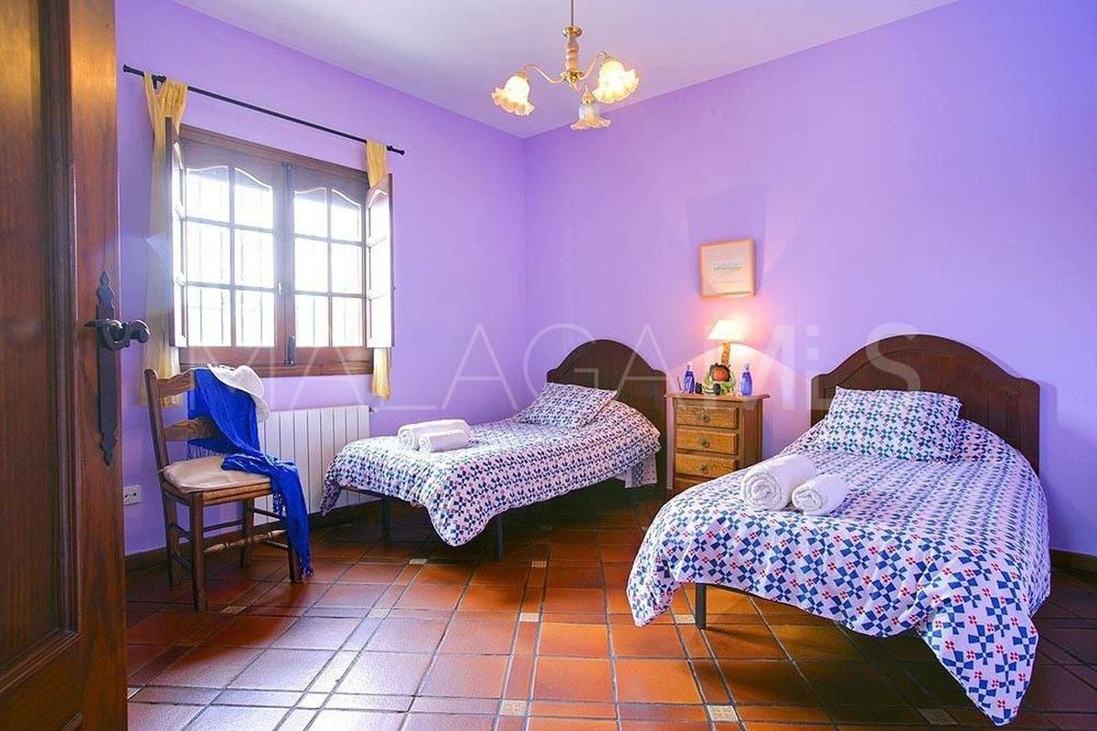Finca for sale in Arriate