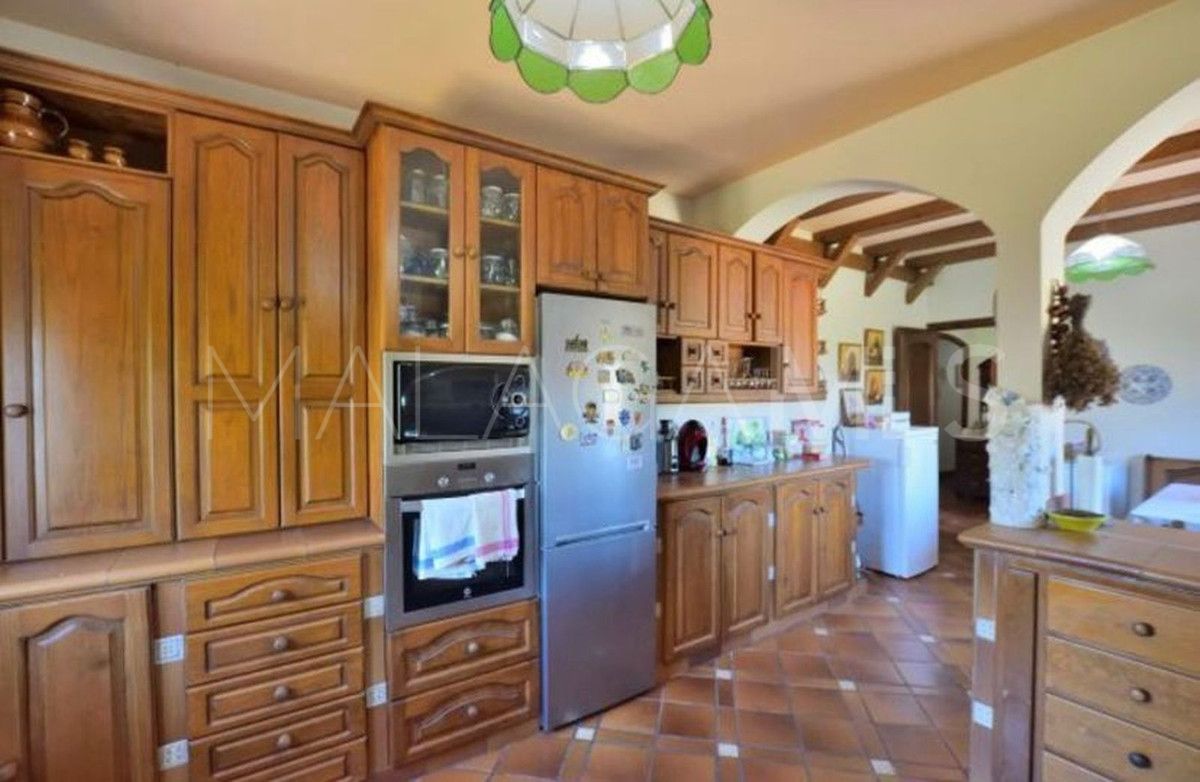Finca for sale in Arriate