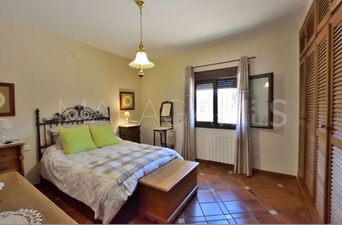 Finca for sale in Arriate