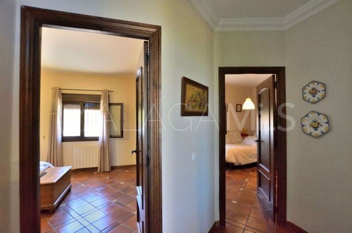 Finca for sale in Arriate