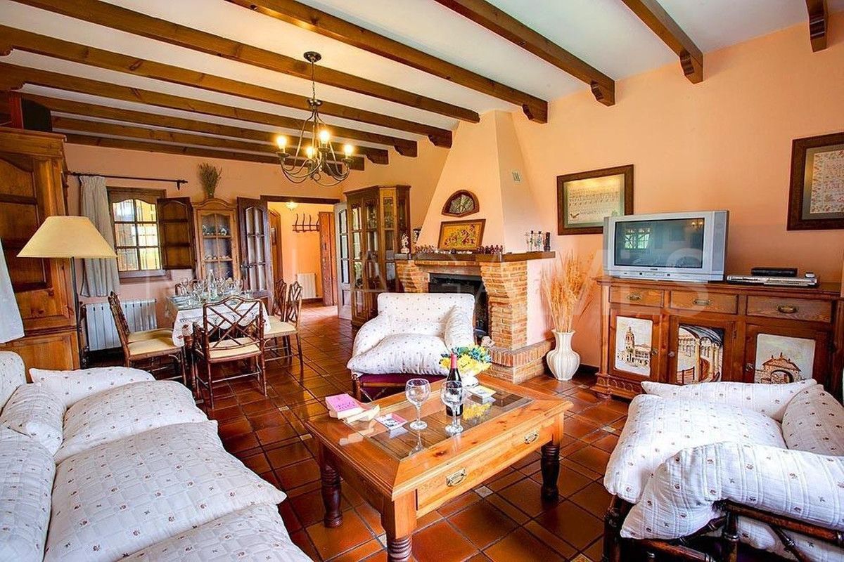 Finca for sale in Arriate