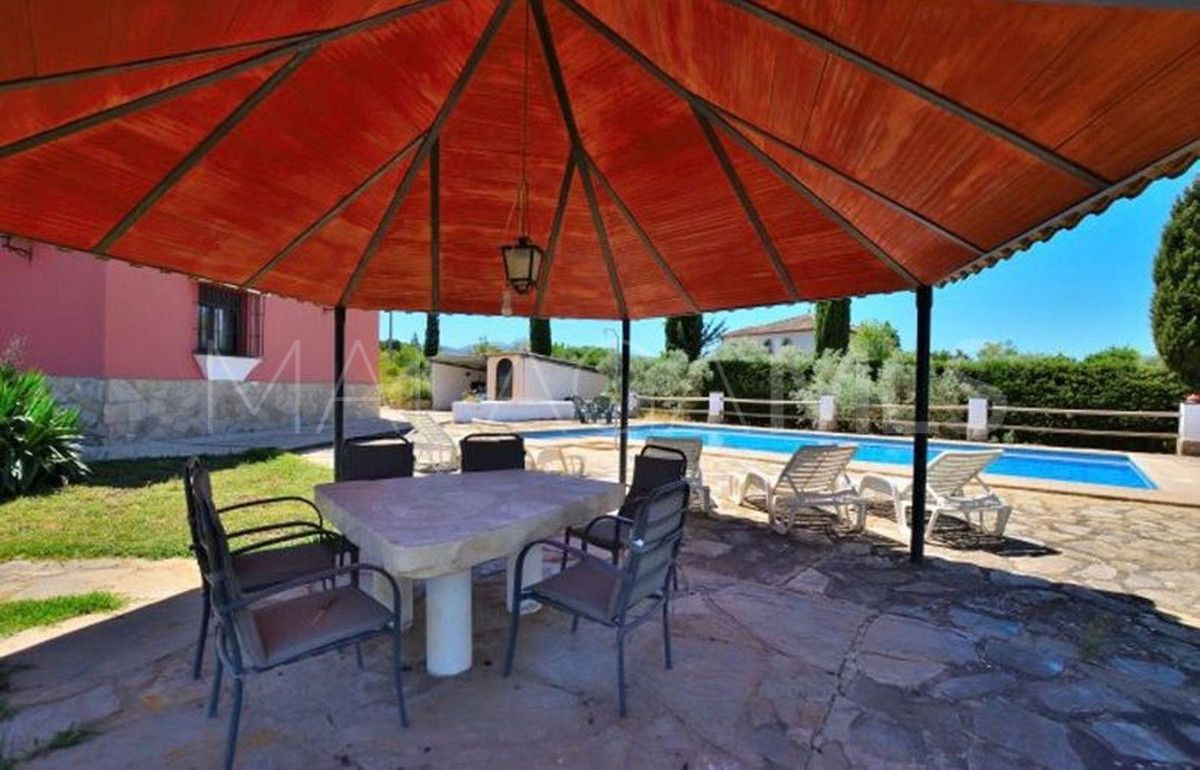Finca for sale in Arriate