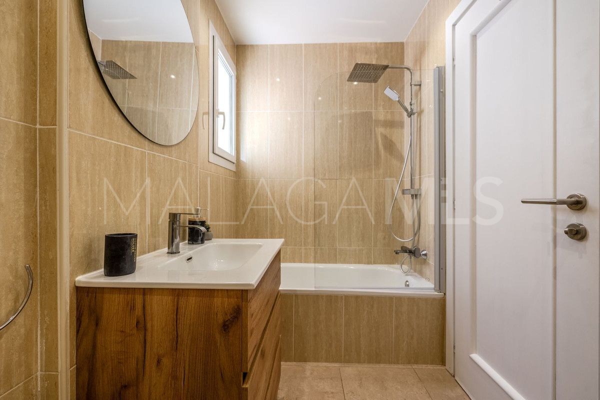Buy apartment in Manilva