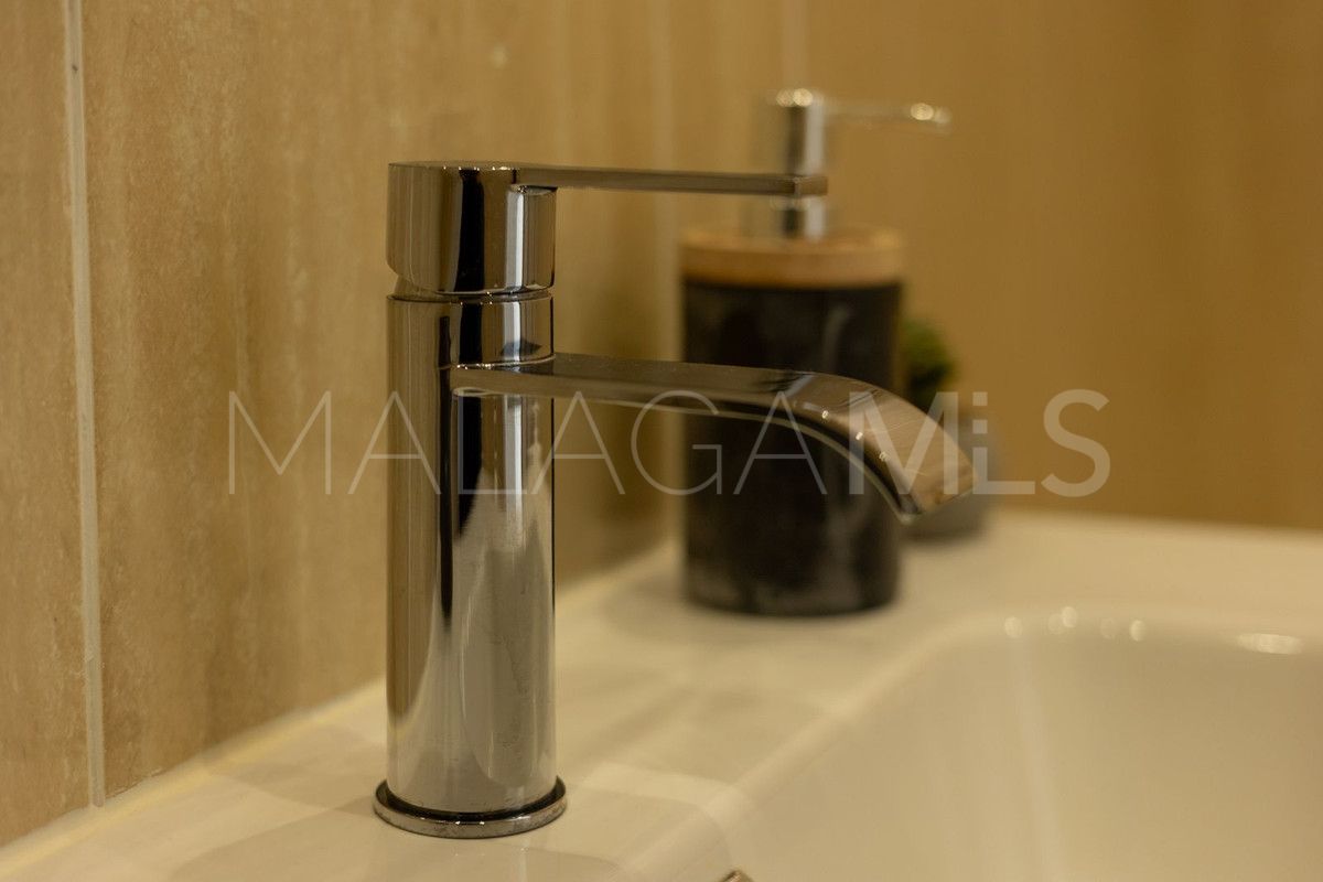 Buy apartment in Manilva