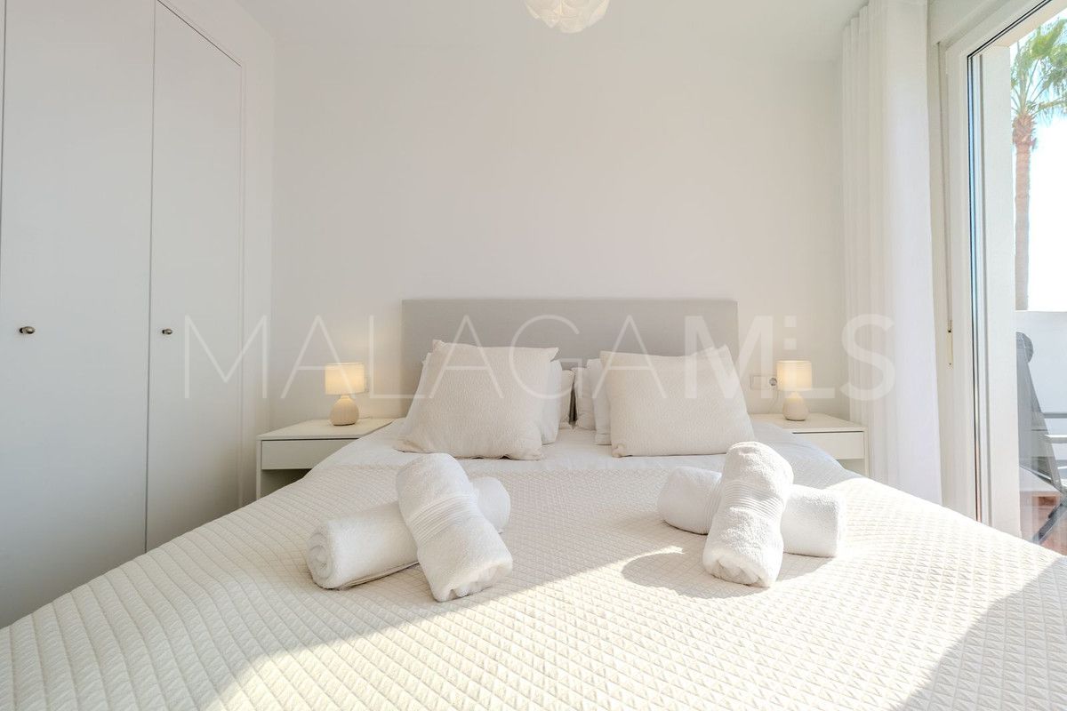 Buy apartment in Manilva