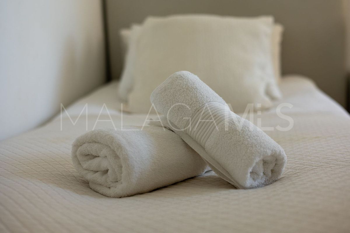 Buy apartment in Manilva