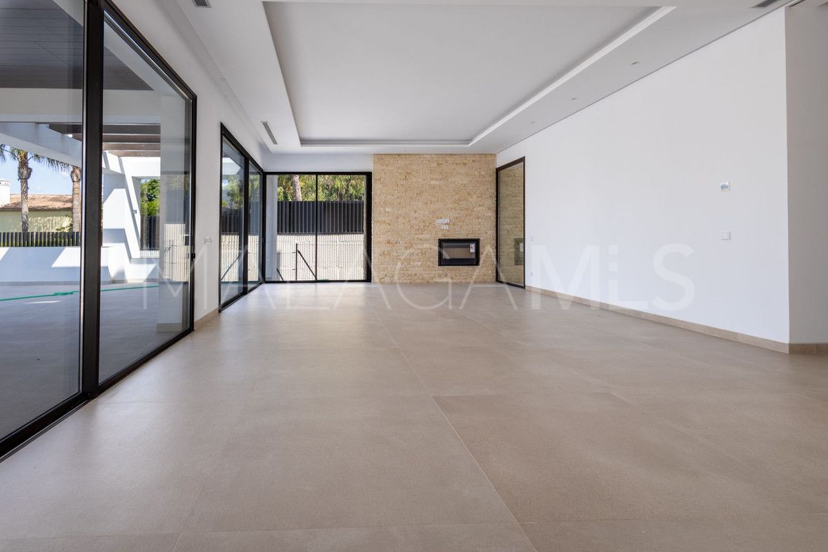 Villa for sale in Marbella Golden Mile