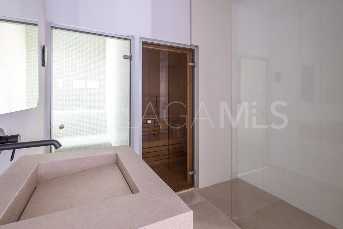 Villa for sale in Marbella Golden Mile