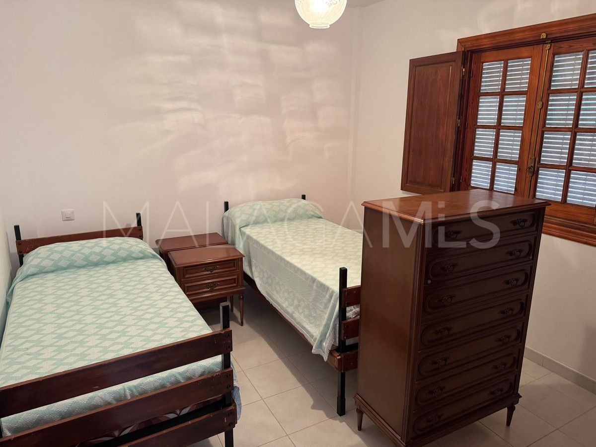 Villa for sale in Estepona