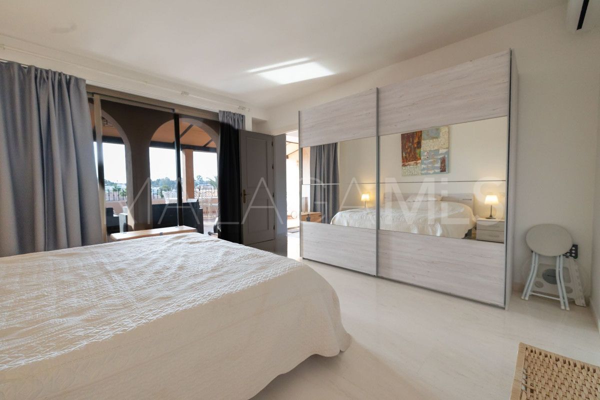 Buy Ático in Atalaya with 3 bedrooms