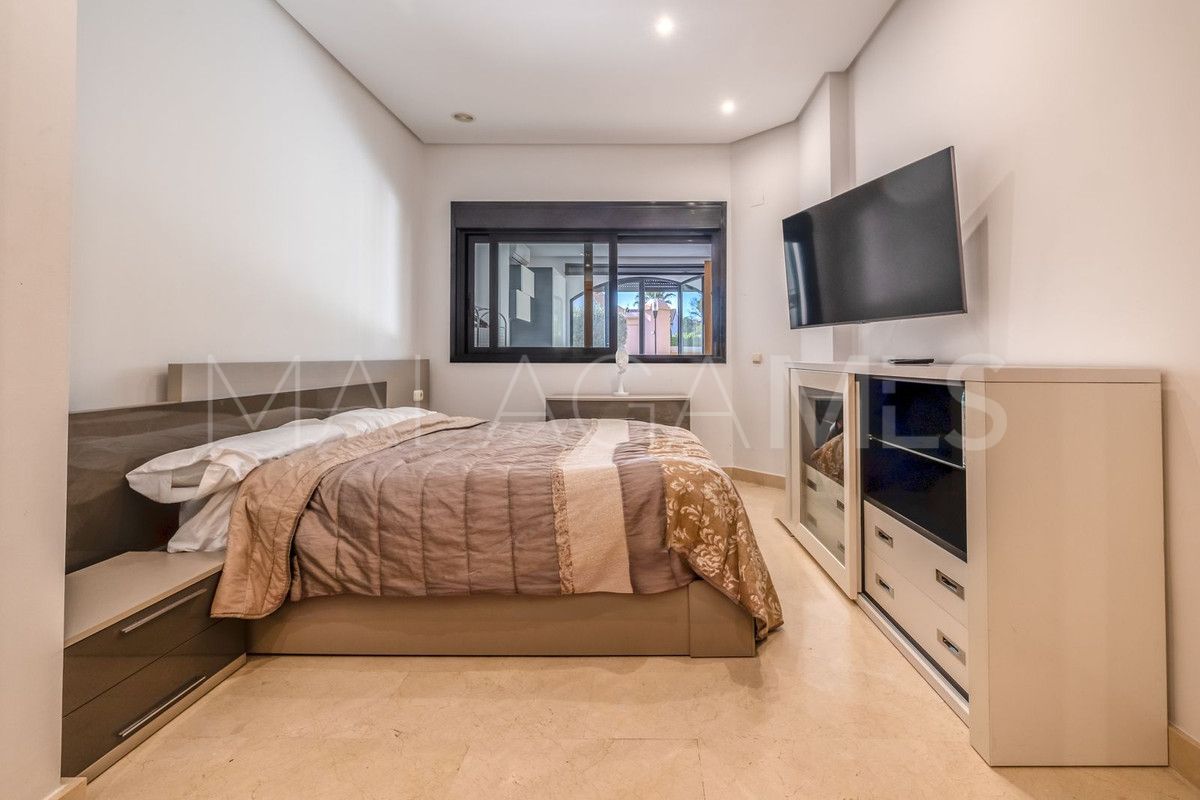 Ground floor apartment for sale in Marbella - Puerto Banus