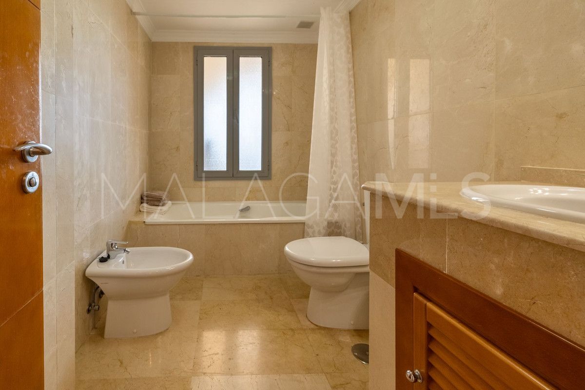 Apartment for sale in Nueva Andalucia