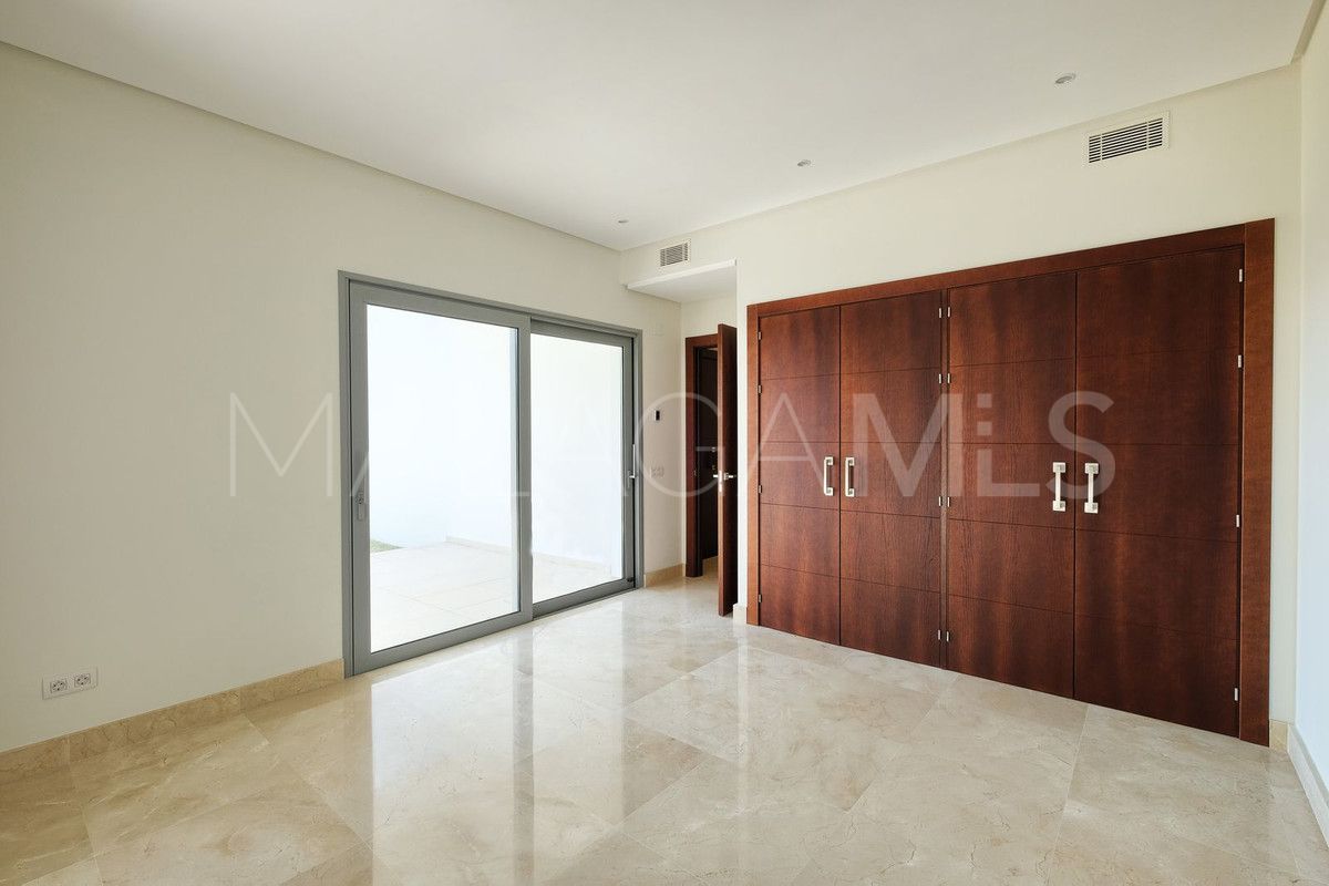 Villa for sale in Benahavis