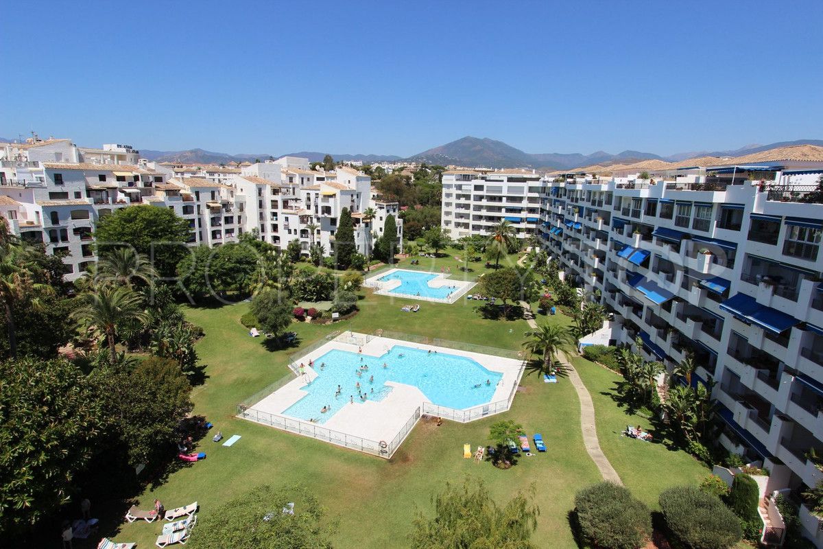 For sale penthouse in Marbella - Puerto Banus