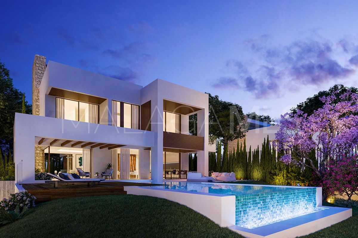 Villa with 4 bedrooms for sale in Marbella Golden Mile