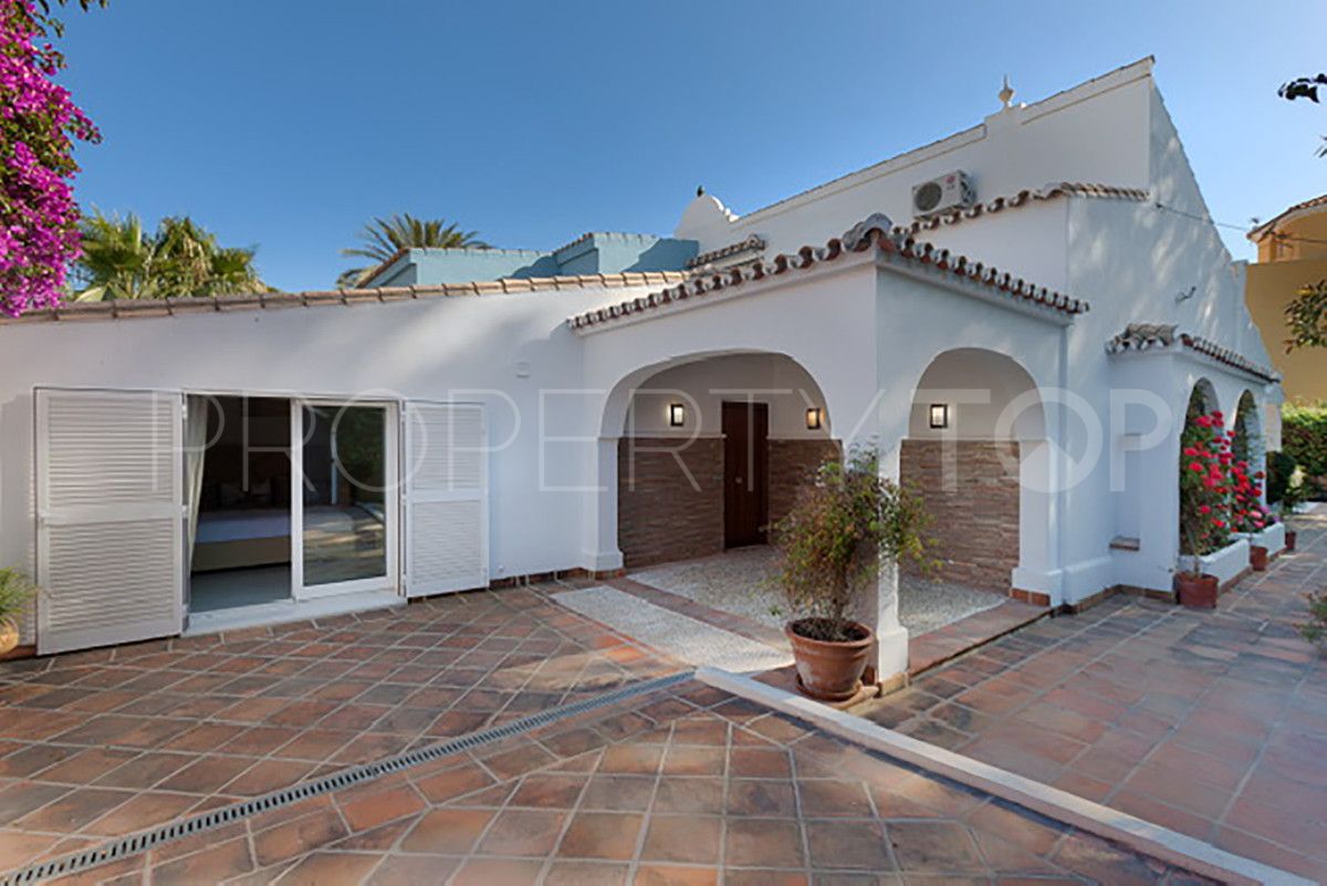 For sale 4 bedrooms villa in Marbella - Puerto Banus