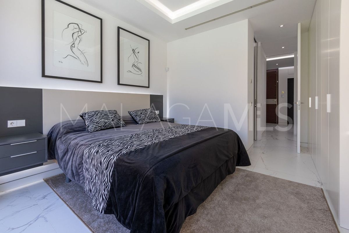 Villa for sale in Marbella - Puerto Banus