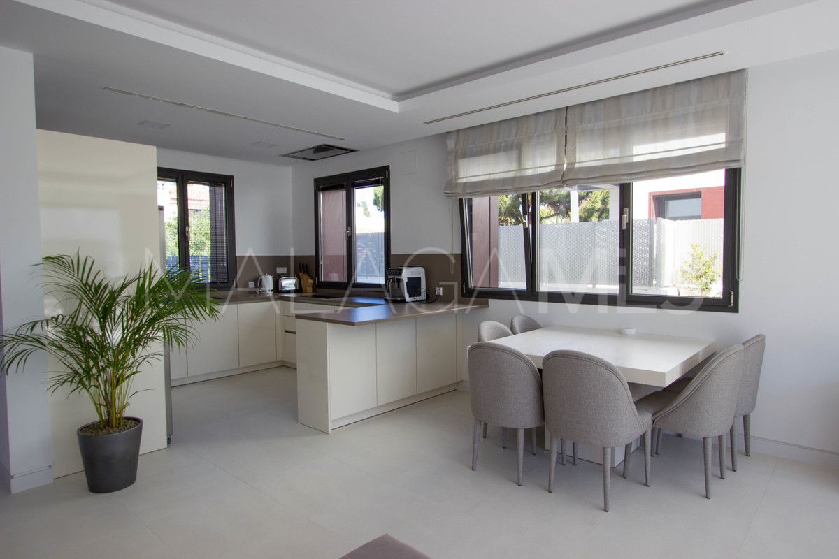 Villa for sale in Marbella - Puerto Banus