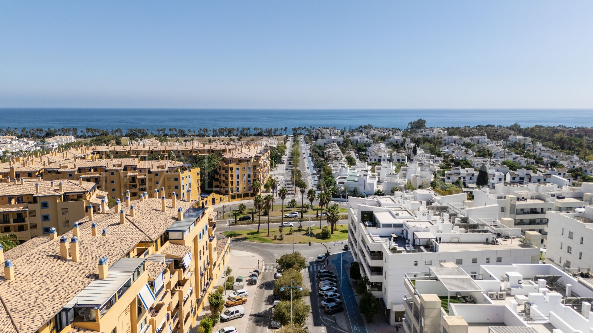 Buy Ático de 3 bedrooms in San Pedro de Alcantara