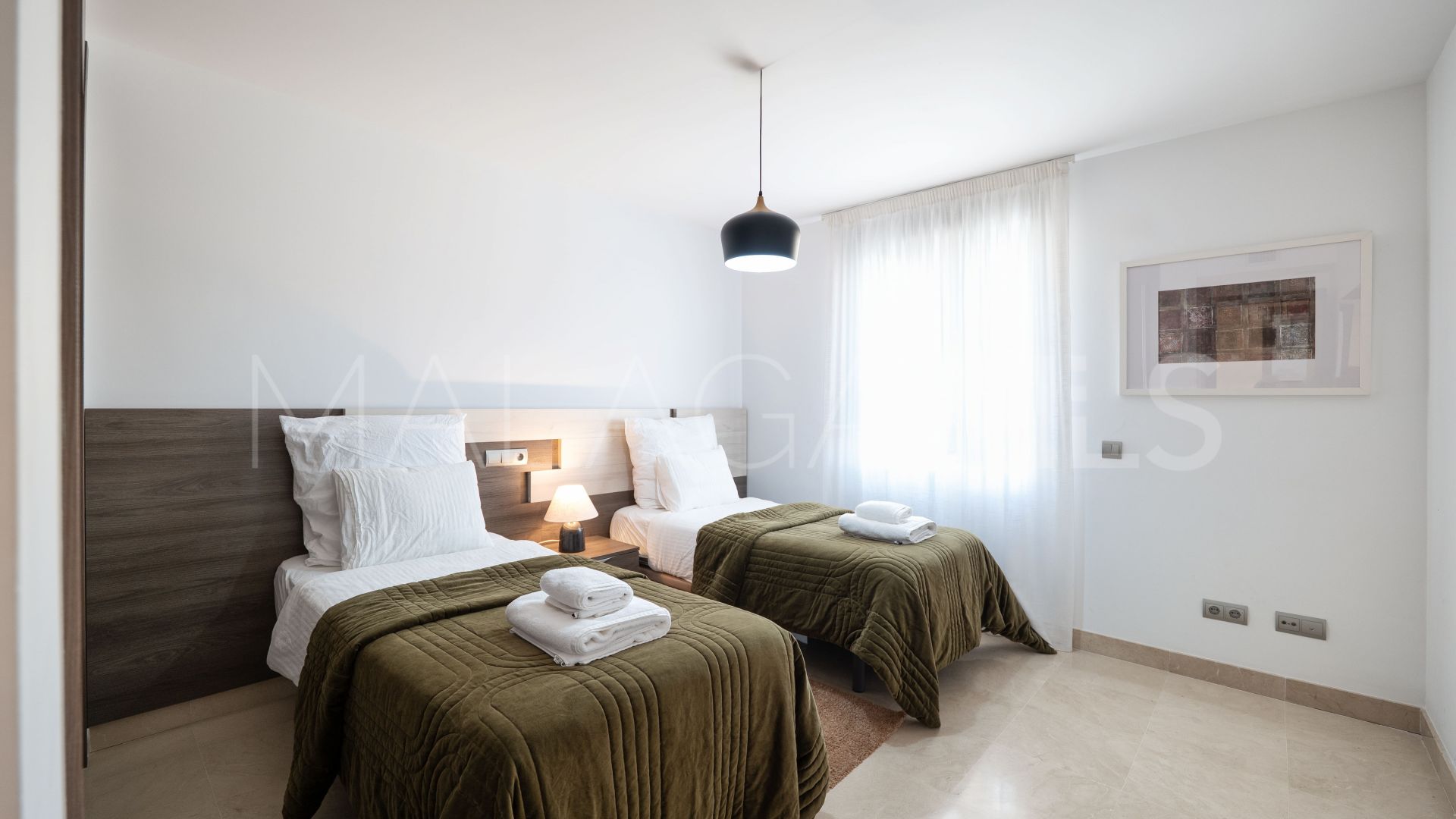 Buy Ático de 3 bedrooms in San Pedro de Alcantara