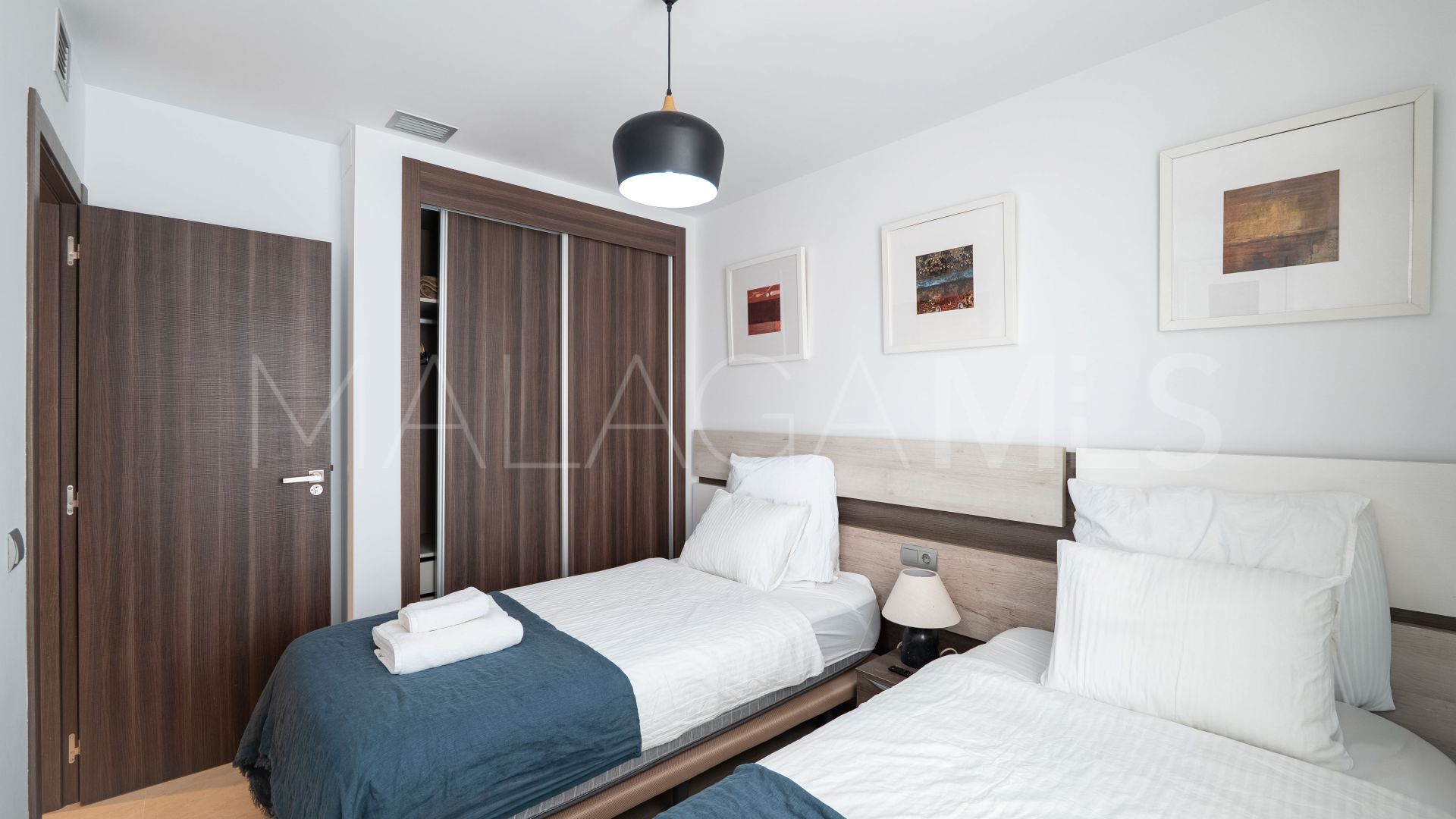 Buy Ático de 3 bedrooms in San Pedro de Alcantara