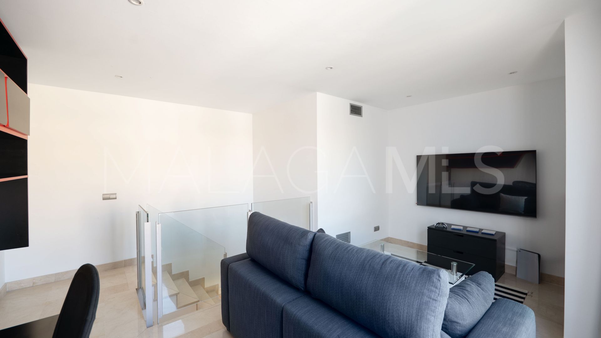 Buy Ático de 3 bedrooms in San Pedro de Alcantara