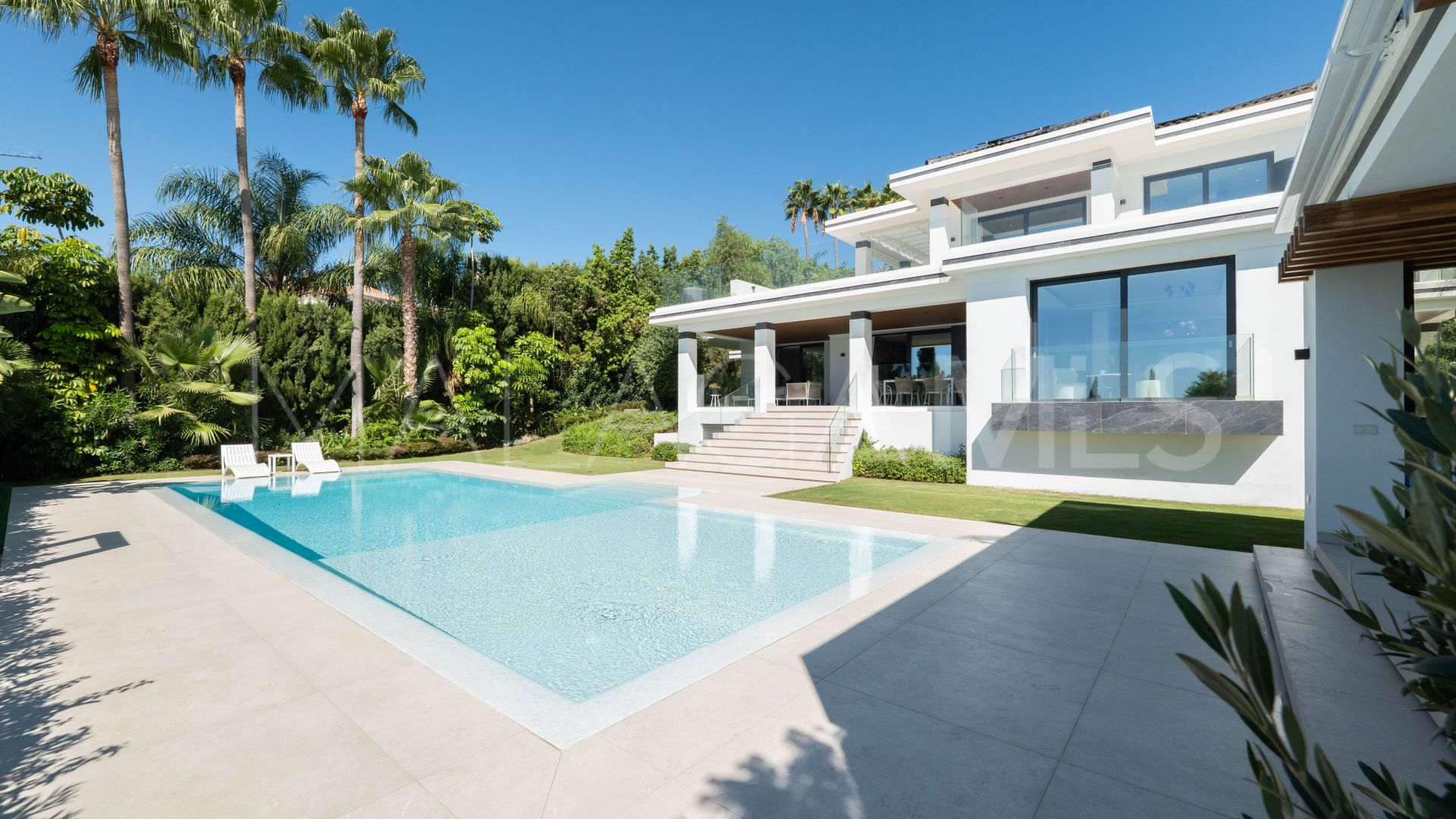 Villa for sale in Los Flamingos