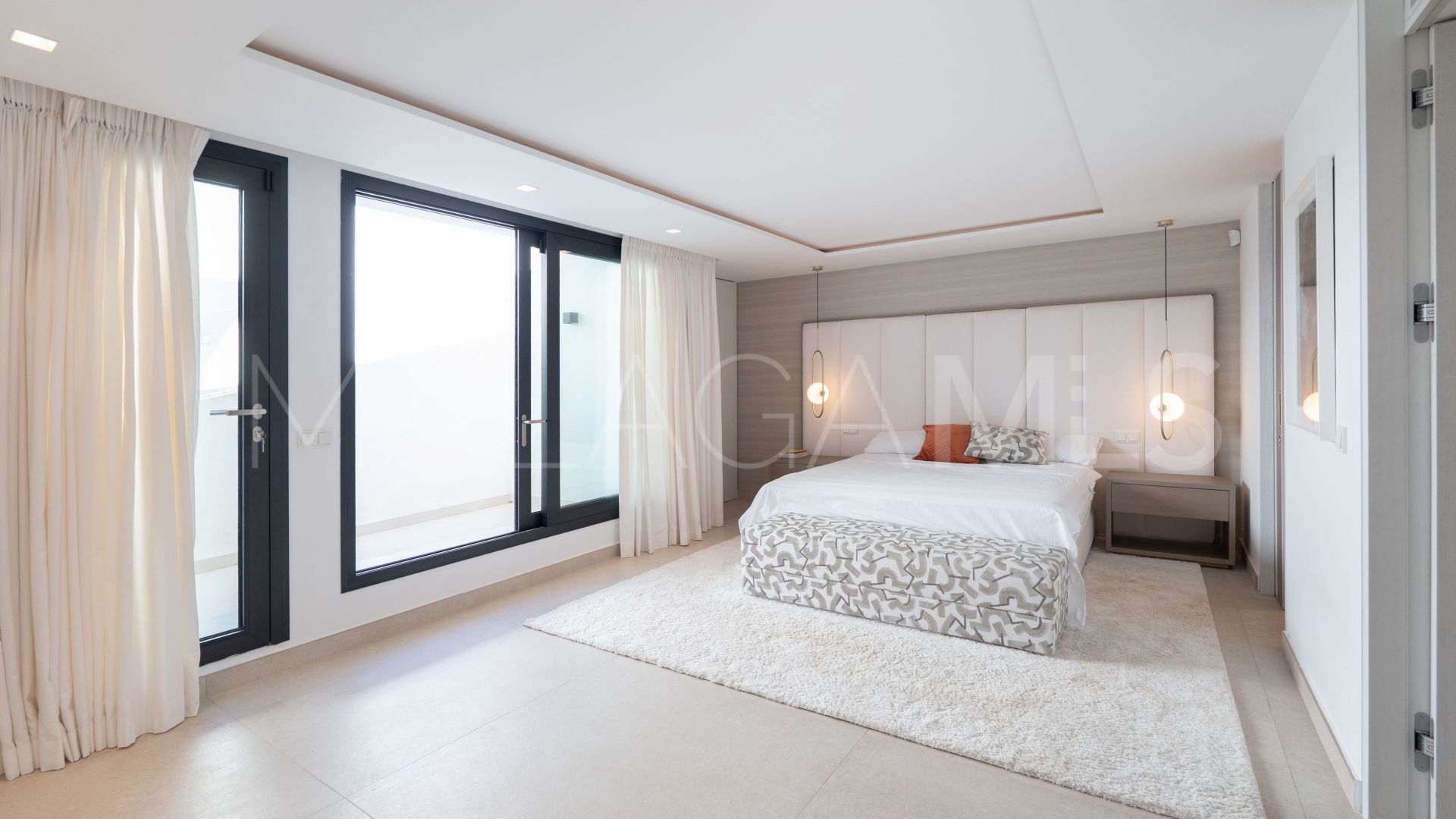 Villa for sale in Los Flamingos
