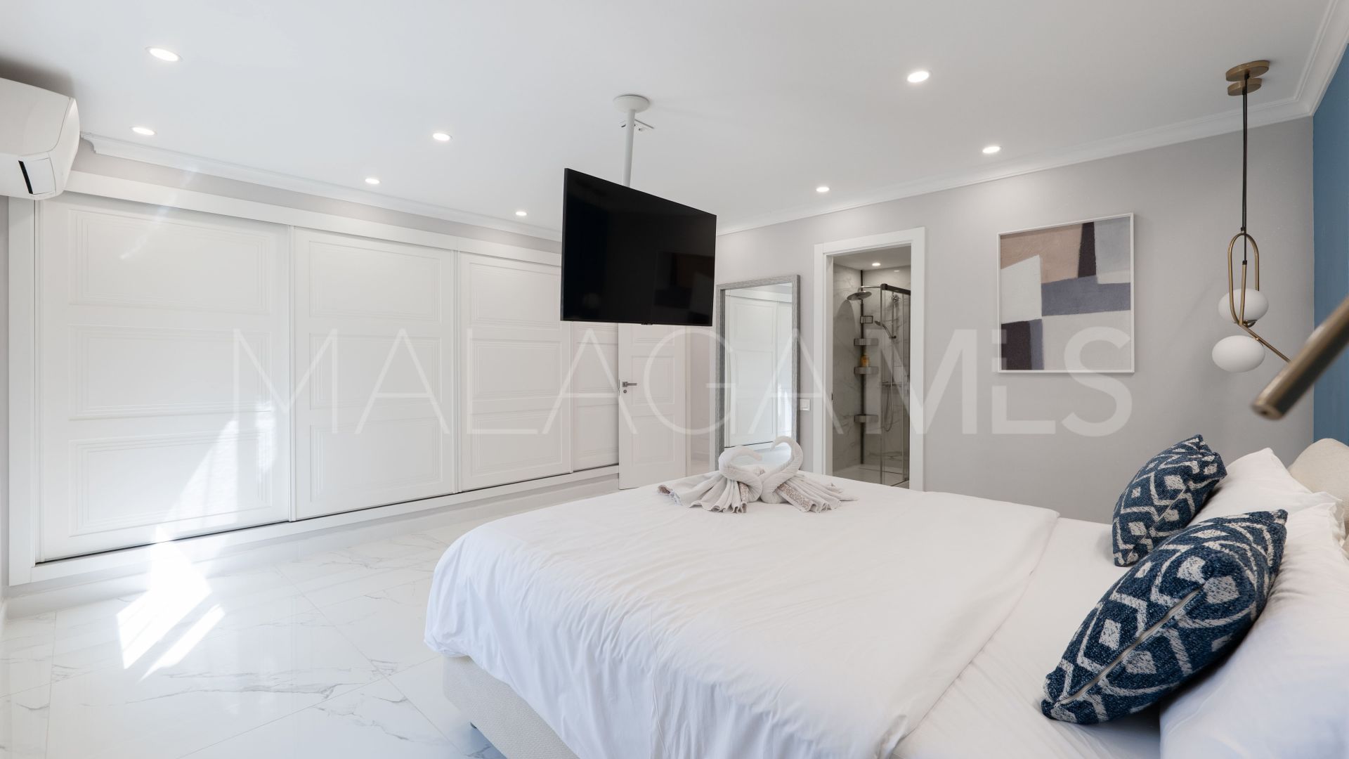 Villa for sale in Rio Real