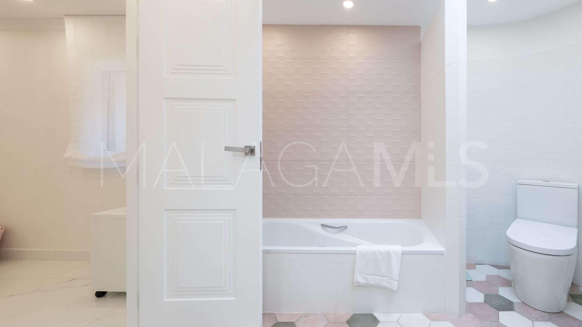 Villa for sale in Rio Real