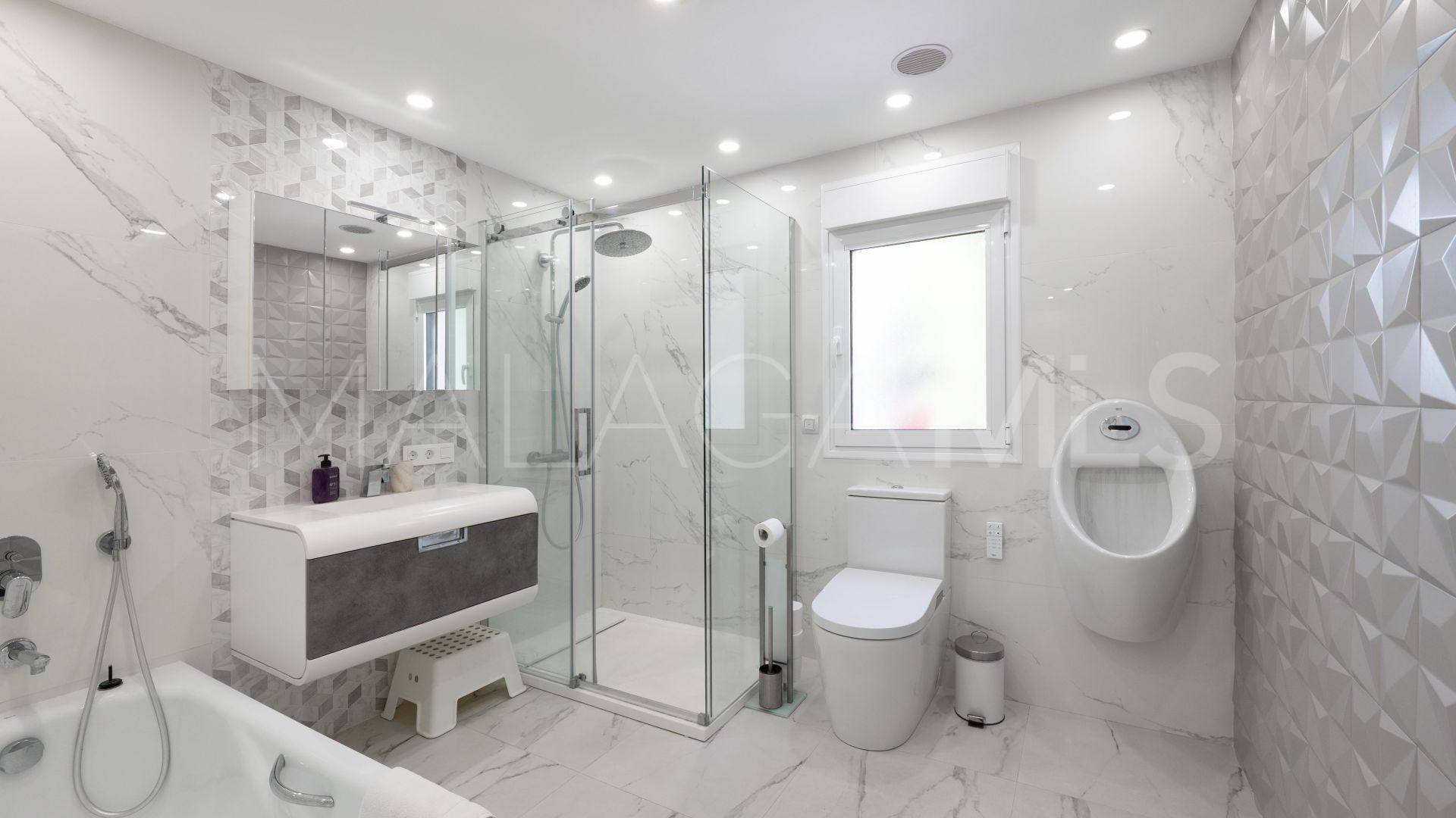 Villa for sale in Rio Real