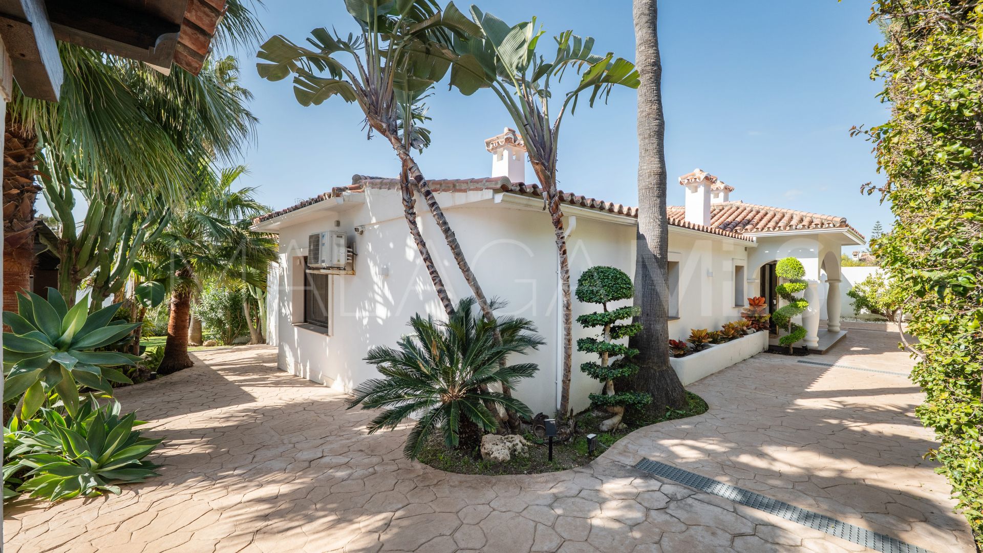 Villa for sale in Rio Real