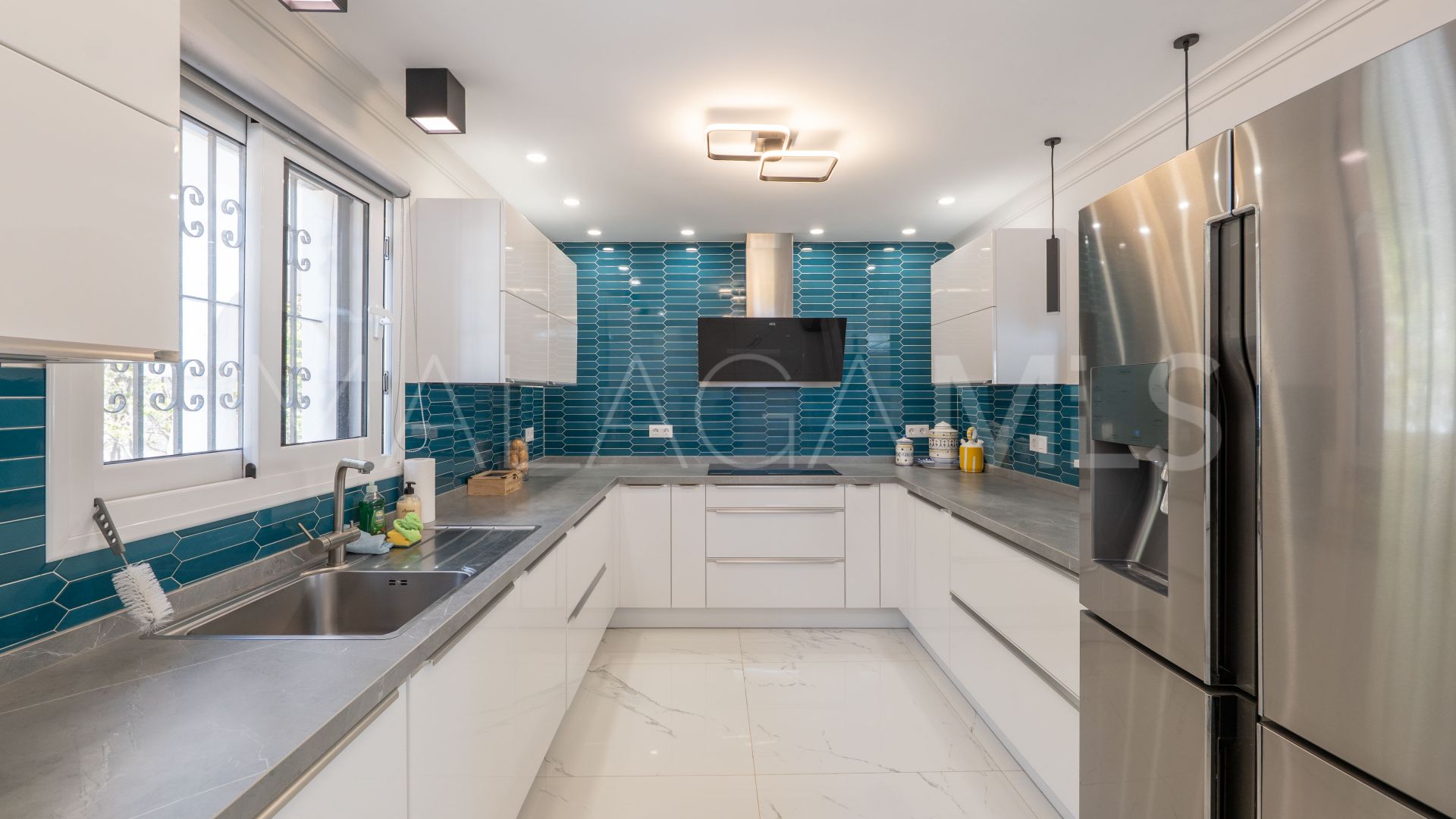 Villa for sale in Rio Real