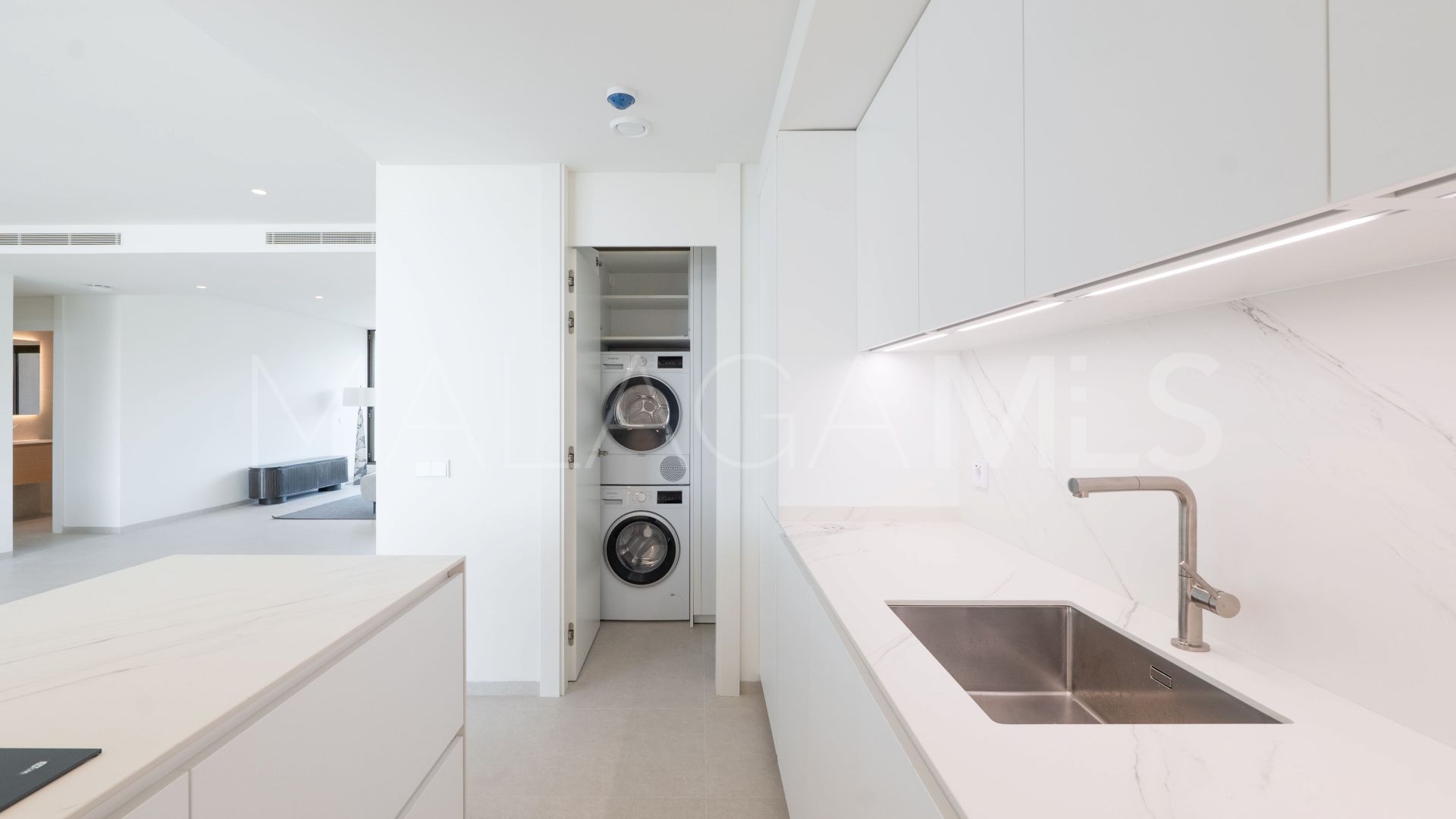 Se vende apartamento with 4 bedrooms in Real de La Quinta