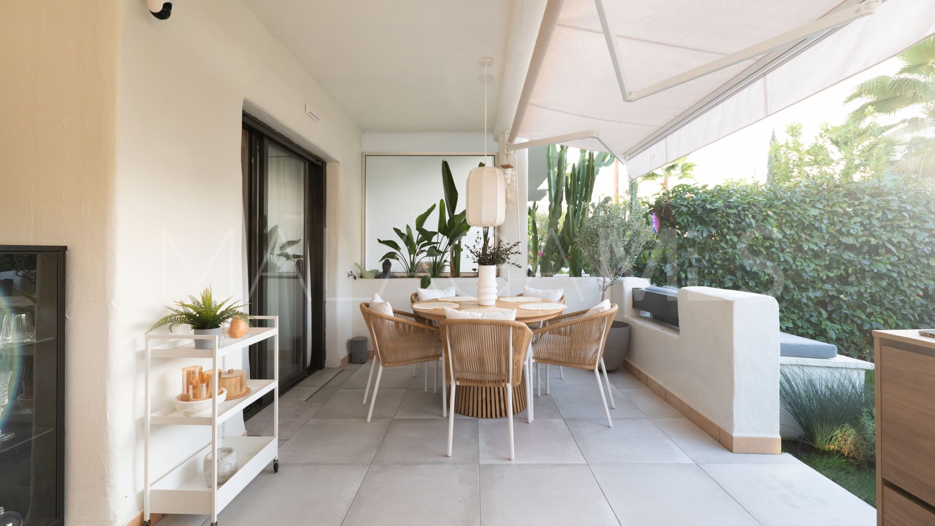 Selwo, apartamento planta baja a la venta de 2 bedrooms