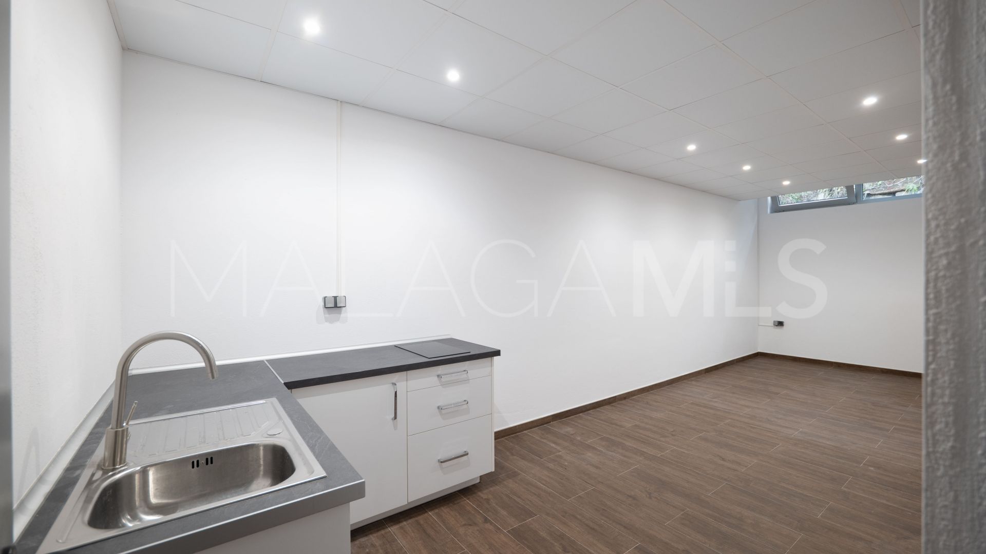 Town house for sale in Meisho Hills