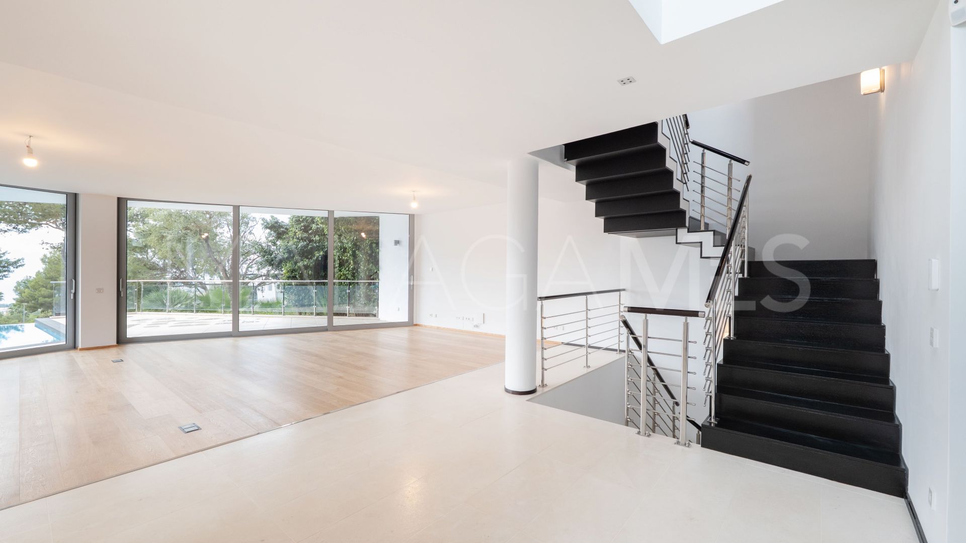 Town house for sale in Meisho Hills