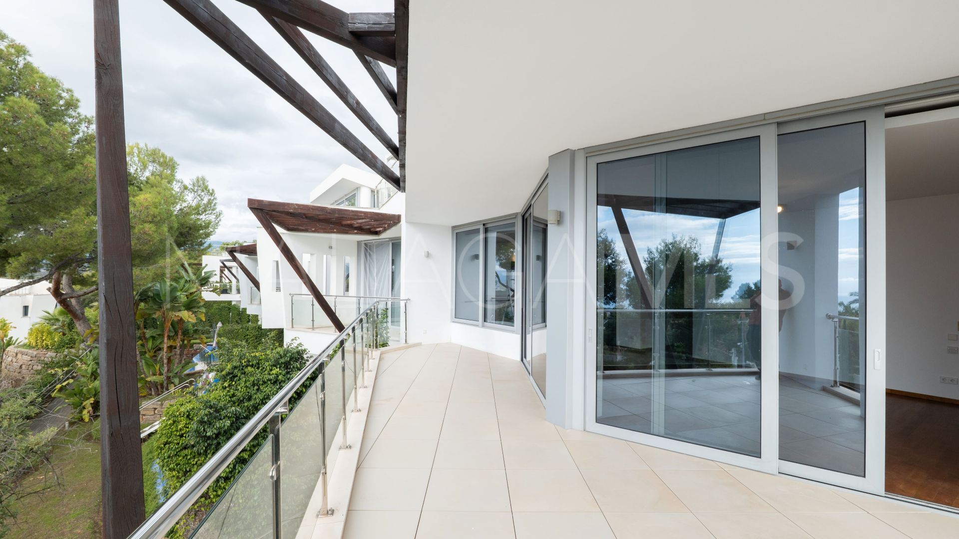 Town house for sale in Meisho Hills