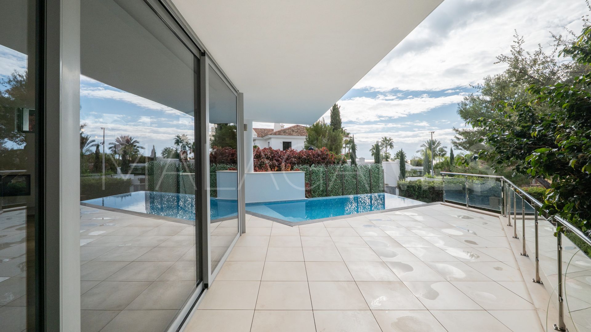 Town house for sale in Meisho Hills